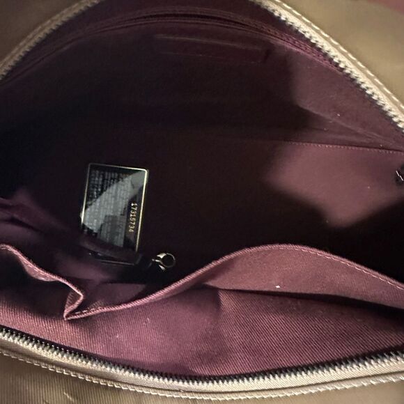 Chanel Tan Quilted Tote Bag with Structured Design - Picture 11 of 14